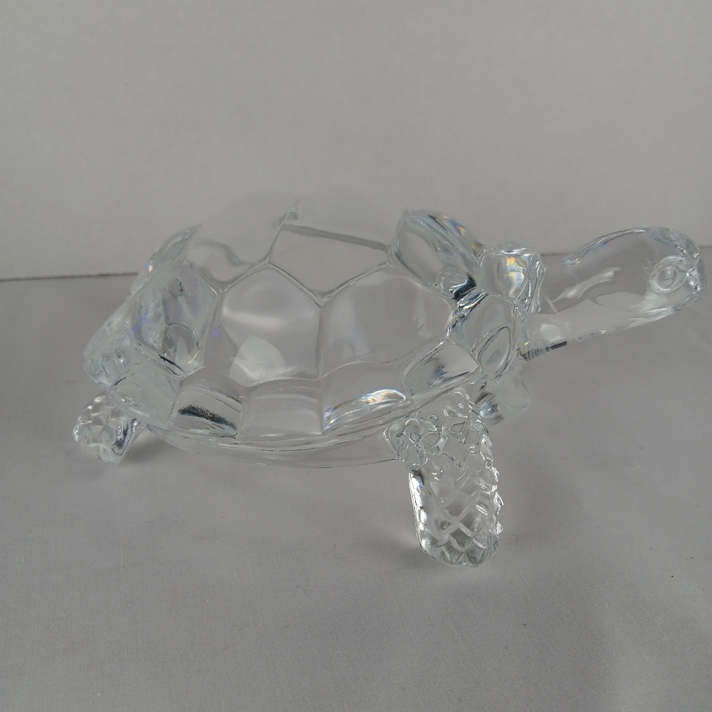 Crystal Turtle Pressed Glass - Picture 4 of 10